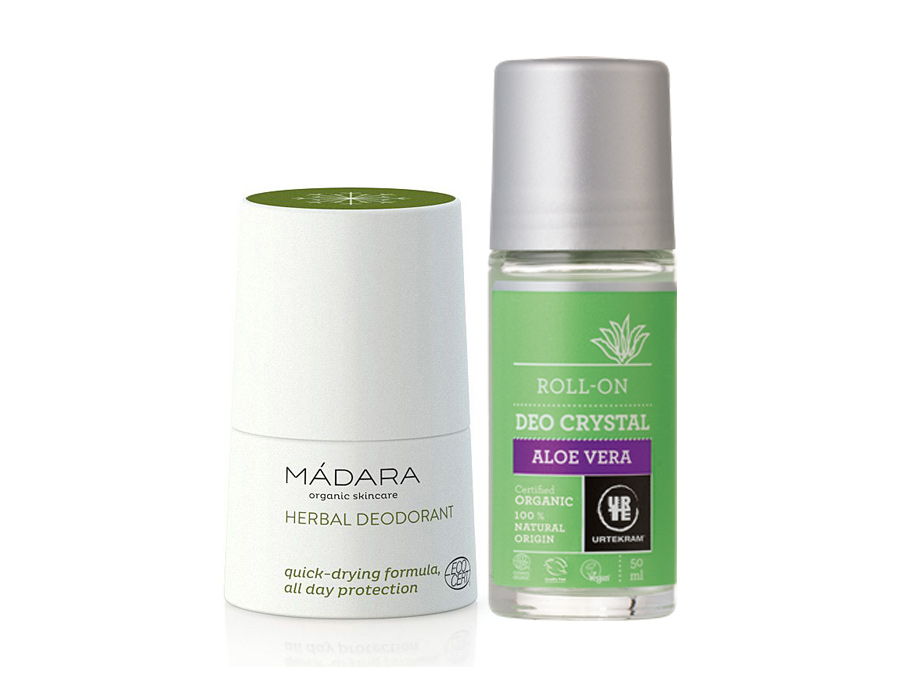 Nejlepší 2 přírodní tekuté deodoranty námi odzkoušené - po levé straně bílo zelený deodorant od značky MÁDARA (bylinný) a po pravé straně zeleno šedý deodorant od značky Urtekram (Aloe Vera)