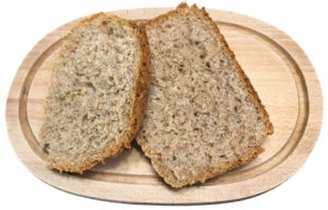 Domácí žitný chléb z domácí pekárny